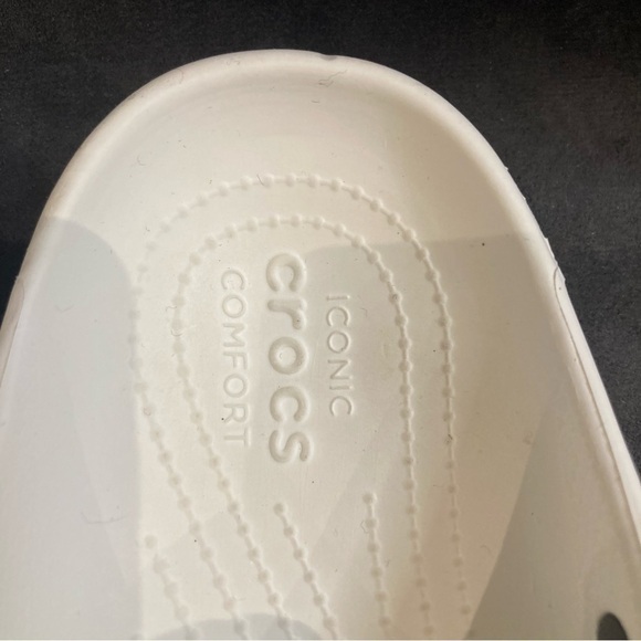 CROCS Sz 9 (W) Sz 7  (M) Bayaband Crocband Unisex Comfort Slip On White Sandals - Picture 5 of 14